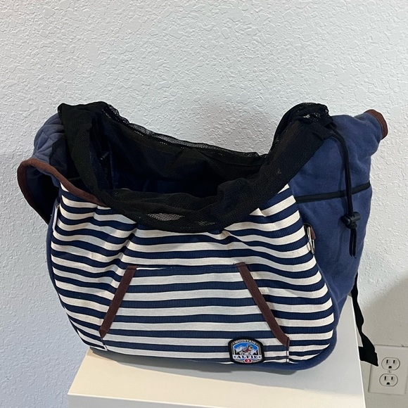 Nautical Striped Pet Carrier for Dogs - Picture 7 of 16